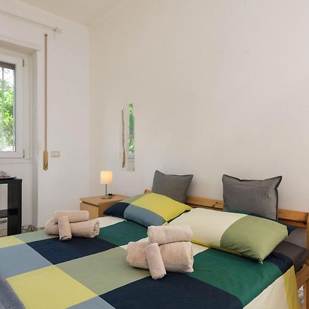 Spazioso Appartamento Vicino Eur Roma Dış mekan fotoğraf