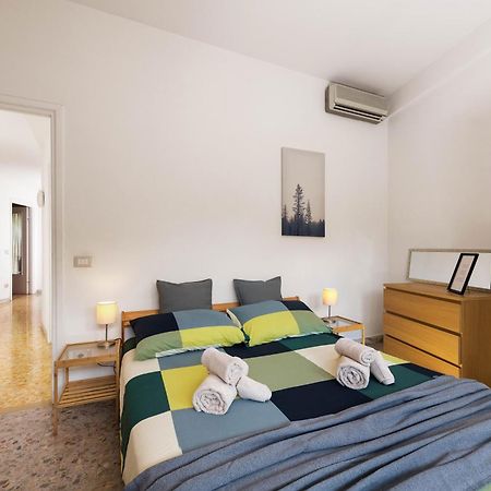 Spazioso Appartamento Vicino Eur Roma Dış mekan fotoğraf