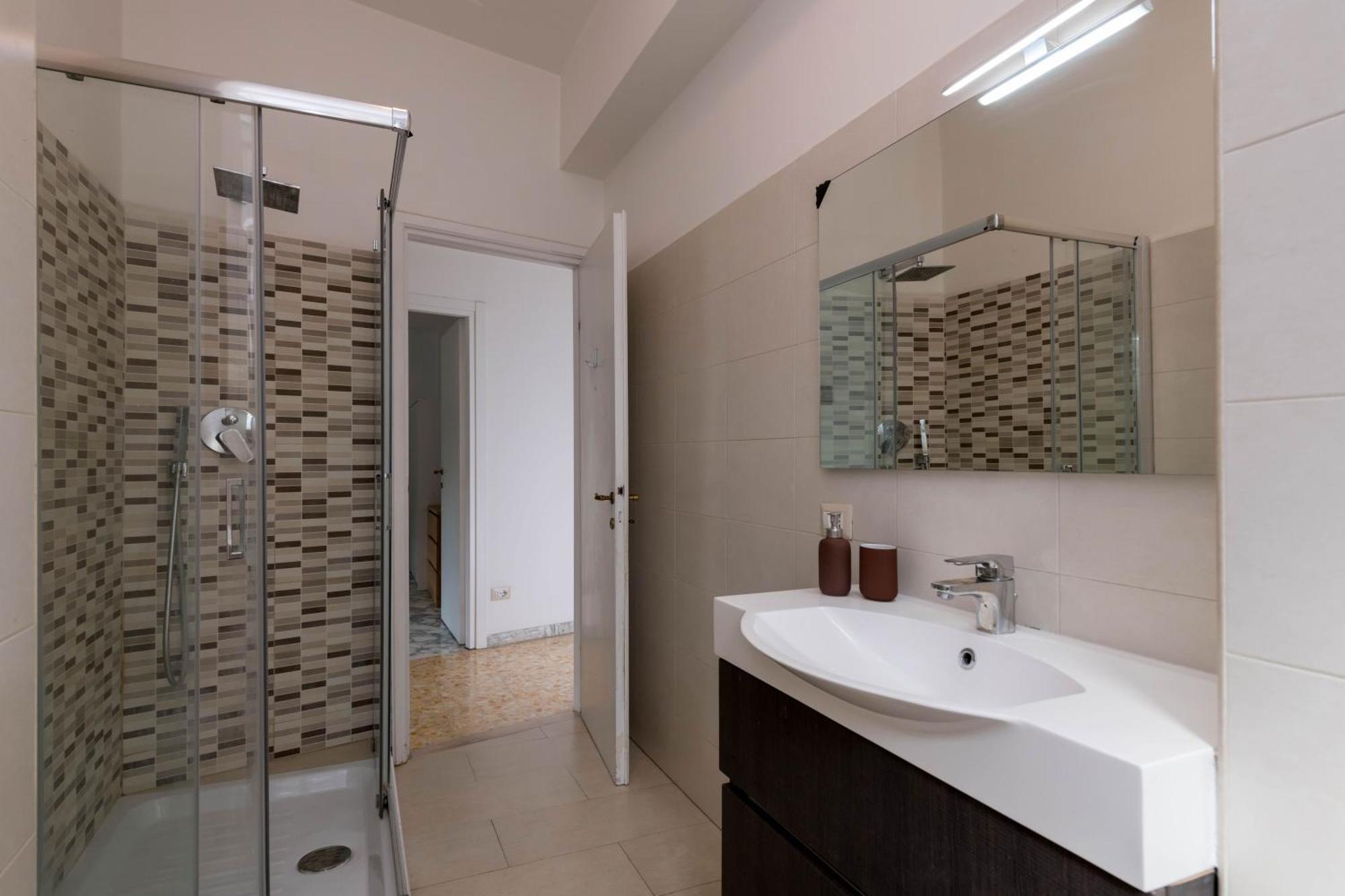 Spazioso Appartamento Vicino Eur Roma Dış mekan fotoğraf